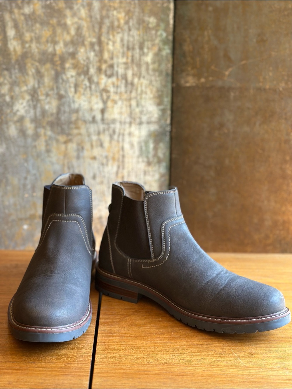 Dockers Men's Dark Gray Leather Chelsea Boots